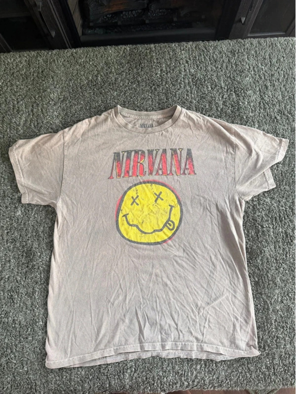 Nirvana Smiley Face Graphic T-Shirt Size L